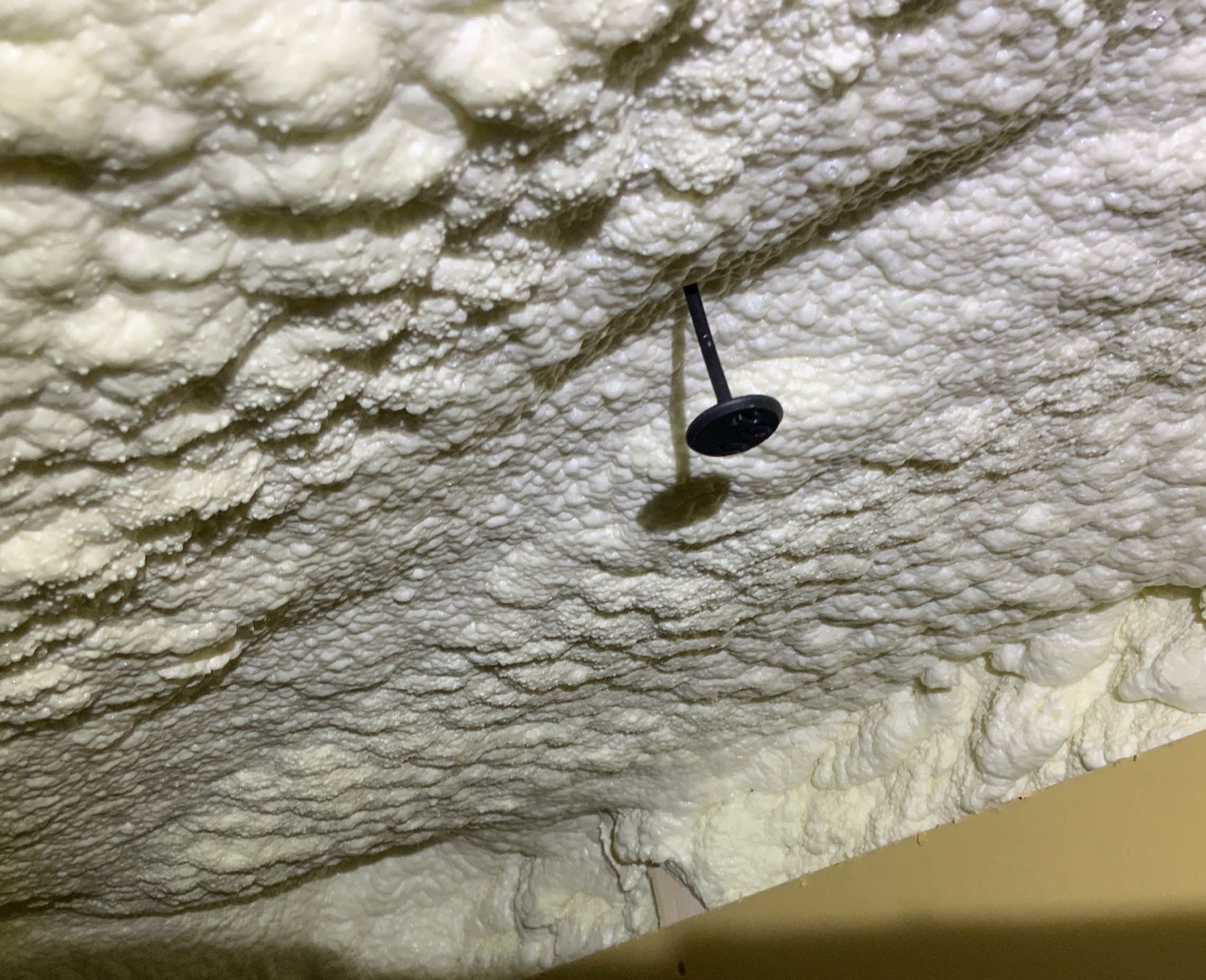 屋根断熱材厚さ不足